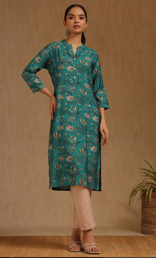 Women Floral Printed Festive Straight Kurta